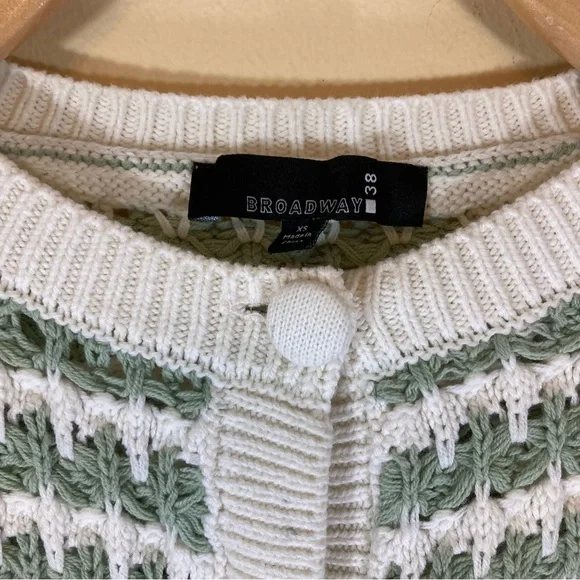 Broadway girls sweater cardigan - Picture 3 of 6